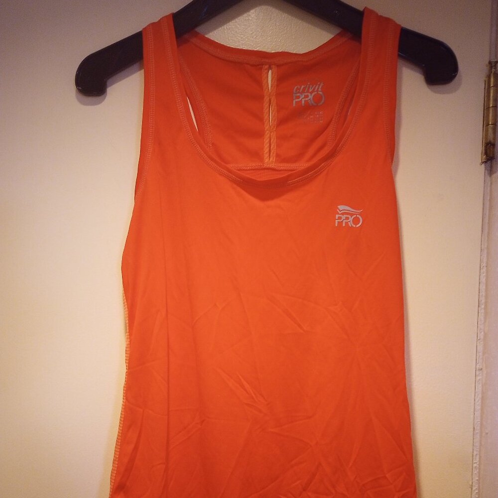 Crivit pro sport tank top, nwt! Sz M orange!